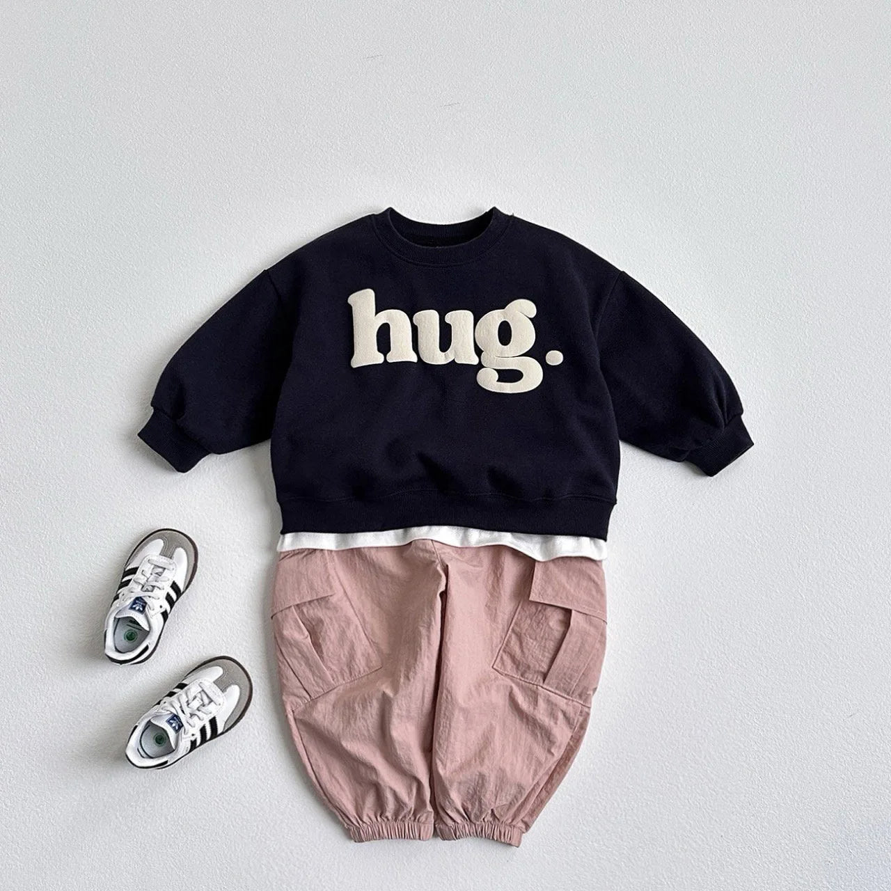 Hug Crewneck